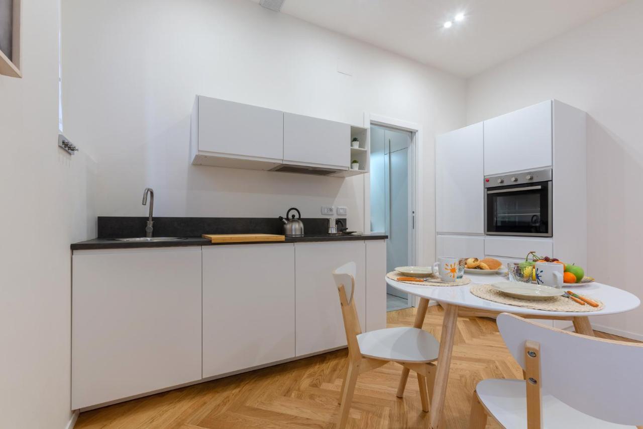 Bologna Piazza Del Nettuno Apartment Exterior foto